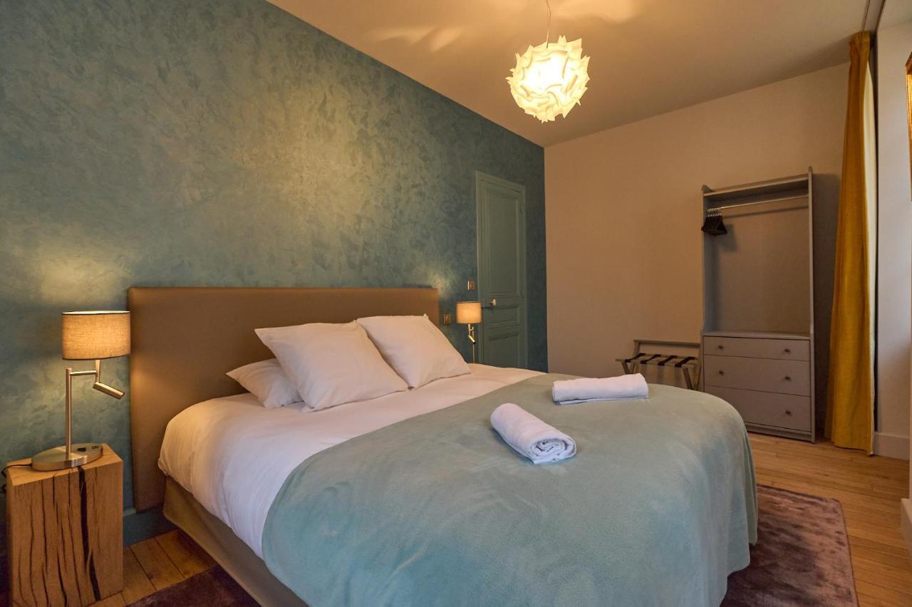 Appartement Montagnon - Les Suites Du Palais - Classe 4 Etoiles, Parking Prive, Vue Cathedrale, 3 Chambres, Primo C0Nciergerie 느베르 외부 사진